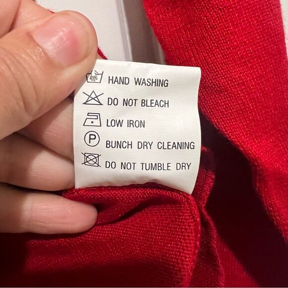 Vintage Bogner Women’s Wool Blend Turtleneck Sweater Cherry Red Sz Large Skiwear - Picture 6 of 10